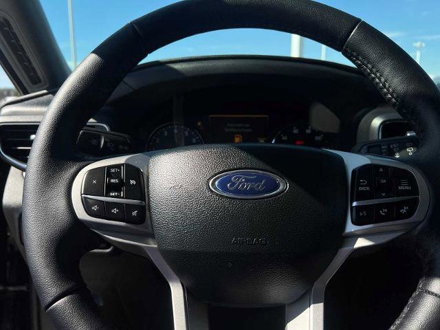 Certified 2023 Ford Explorer XLT w/ Equipment Group 202A image 15