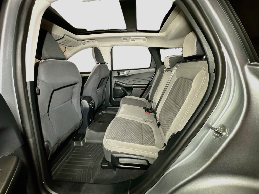 Certified 2021 Ford Escape SE w/ SE Sport Appearance Package AWD/4WD image 29