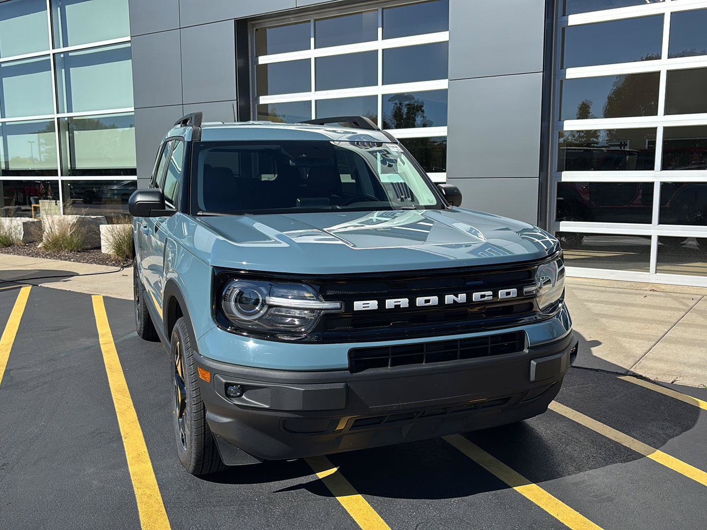 Certified 2023 Ford Bronco Sport Outer Banks AWD/4WD image 4