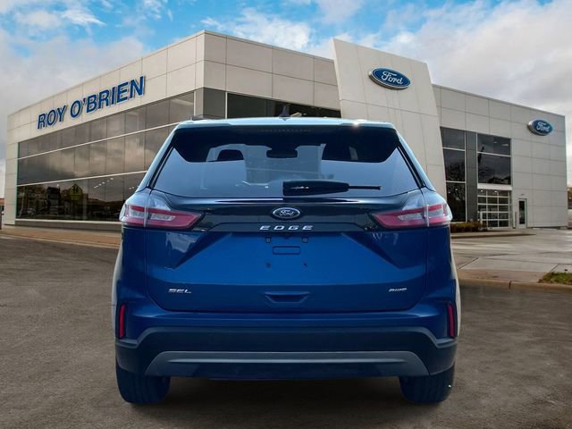 Certified 2023 Ford Edge SEL w/ Convenience Package AWD/4WD image 4