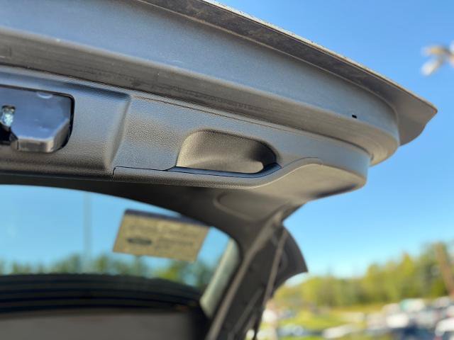 Used 2021 Jeep Cherokee Latitude FWD image 37