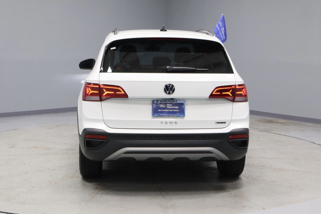 Used 2024 Volkswagen Taos S image 4