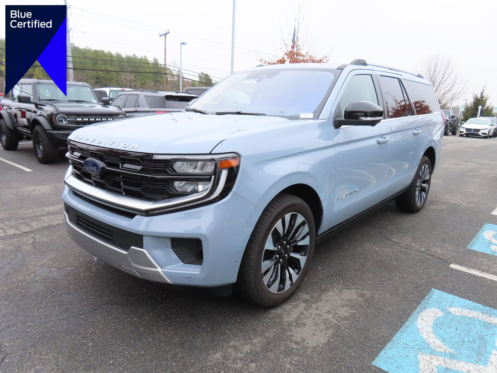 Certified 2025 Ford Expedition Max Platinum w/ Driver's Package image 1