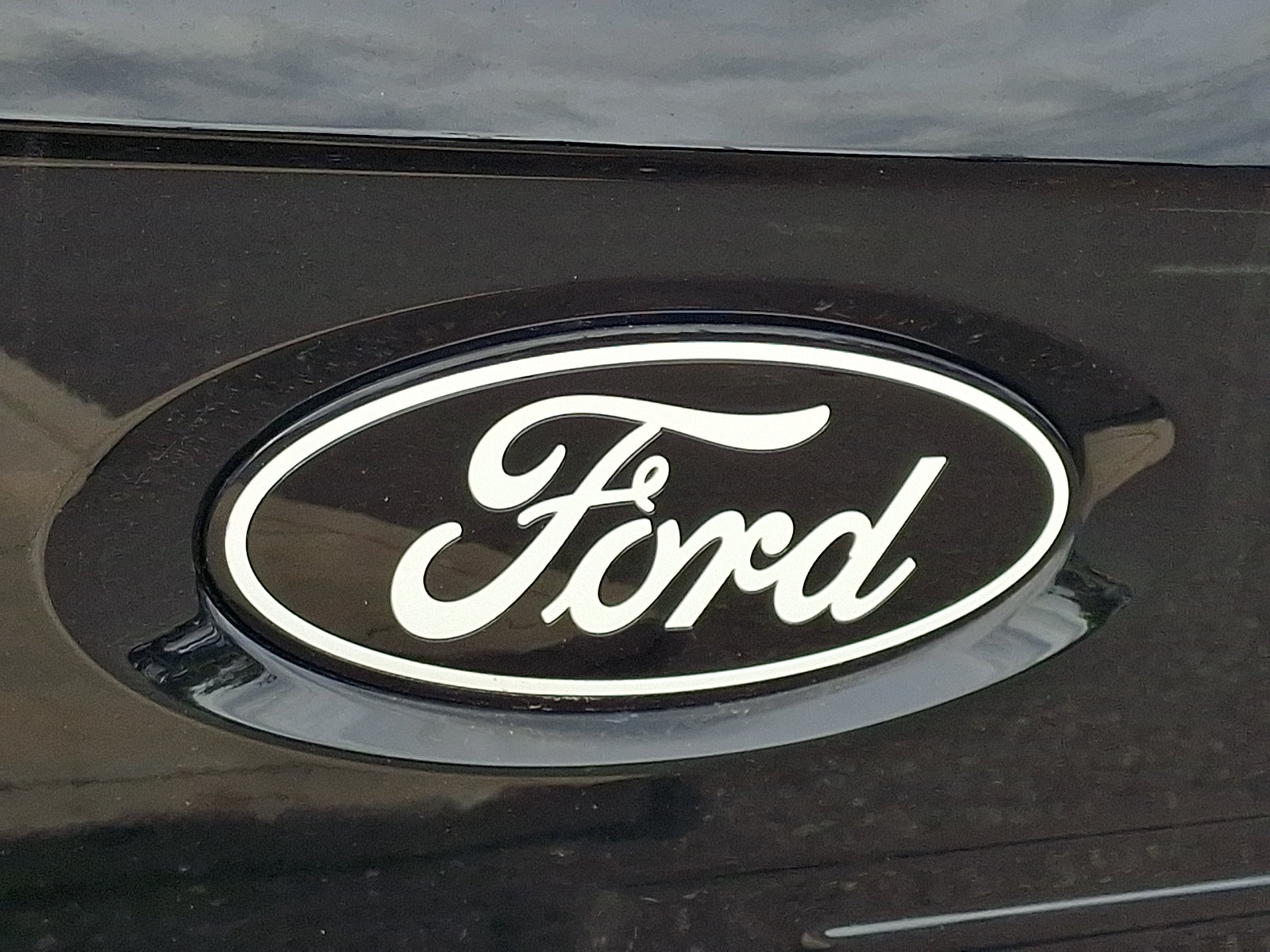Certified 2024 Ford F150 XLT w/ Equipment Group 302A MID AWD/4WD image 30
