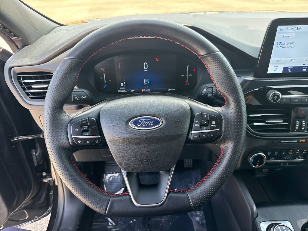 Certified 2025 Ford Escape ST-Line FWD image 15
