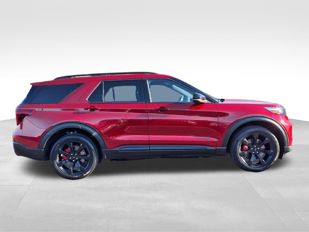 Certified 2023 Ford Explorer ST w/ Equipment Group 401A AWD/4WD image 9