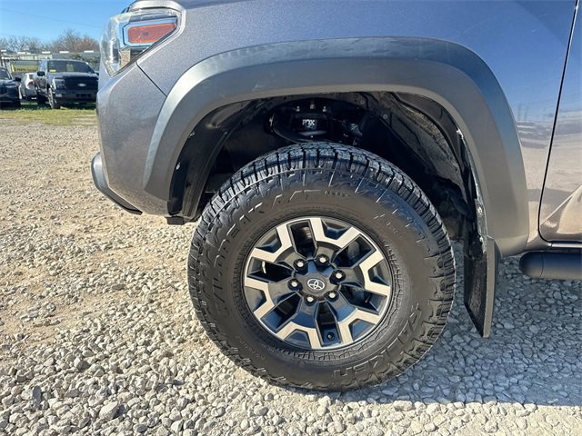 Used 2017 Toyota Tacoma TRD Off-Road image 23