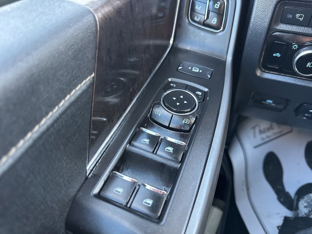 Certified 2024 Ford F350 Lariat w/ Chrome Package image 17