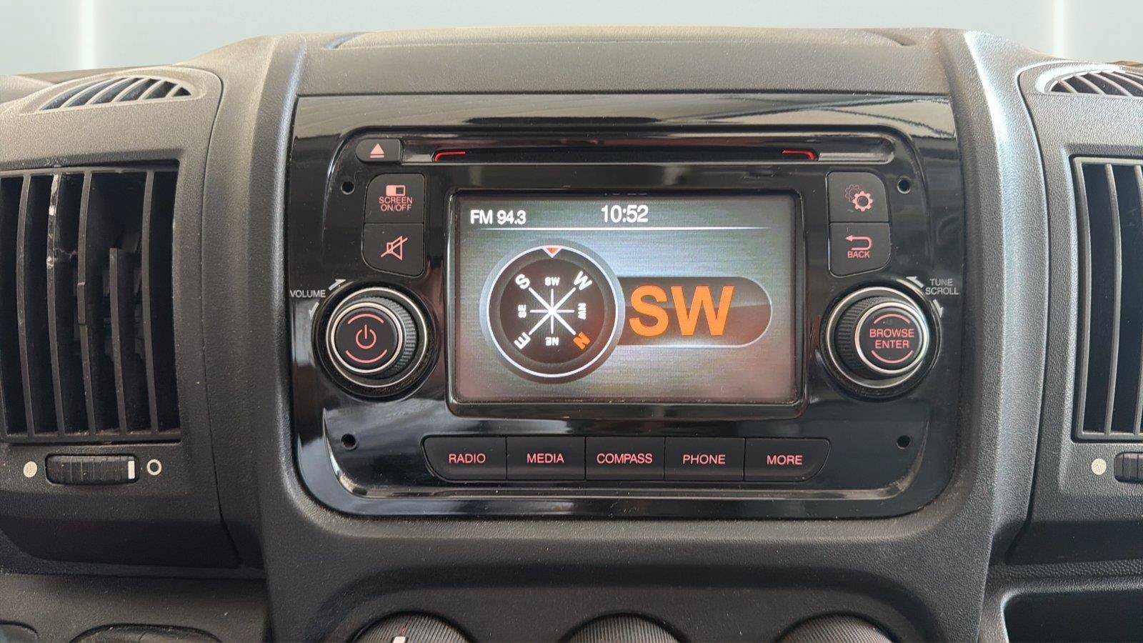 Used 2017 RAM ProMaster 2500 w/ Interior Convenience Group FWD image 16