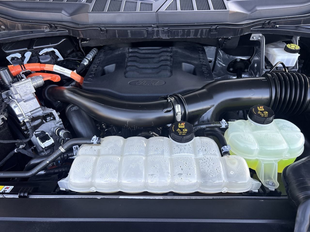 Certified 2023 Ford F150 Lariat w/ Equipment Group 502A High image 11