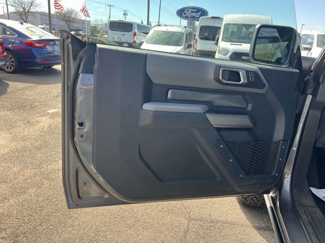 Certified 2023 Ford Bronco Black Diamond AWD/4WD image 14