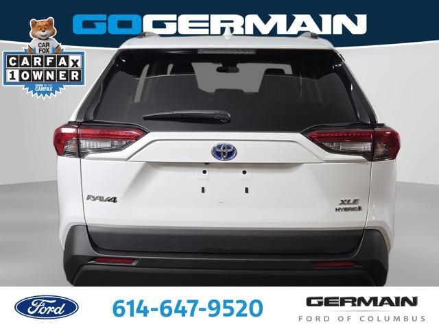 Used 2021 Toyota RAV4 XLE AWD/4WD image 11