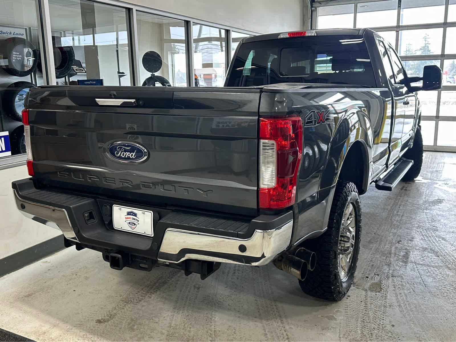 Certified 2017 Ford F350 Lariat w/ Chrome Package image 7