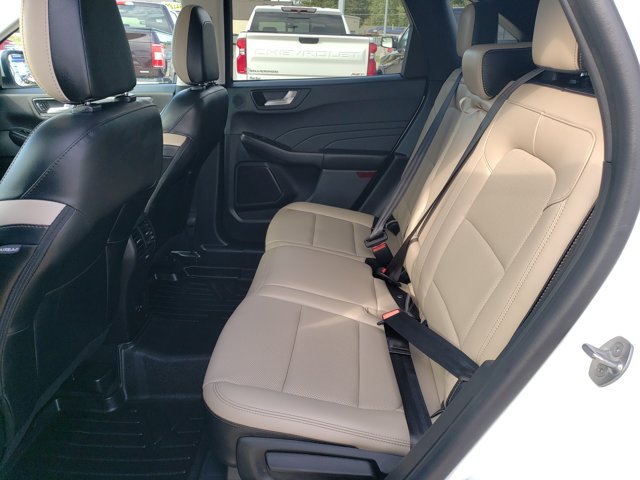Certified 2021 Ford Escape Titanium AWD/4WD image 16