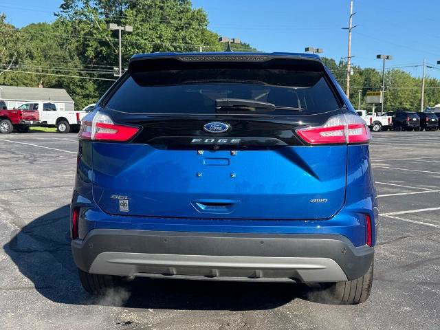 Certified 2022 Ford Edge SEL w/ Convenience Package AWD/4WD image 6