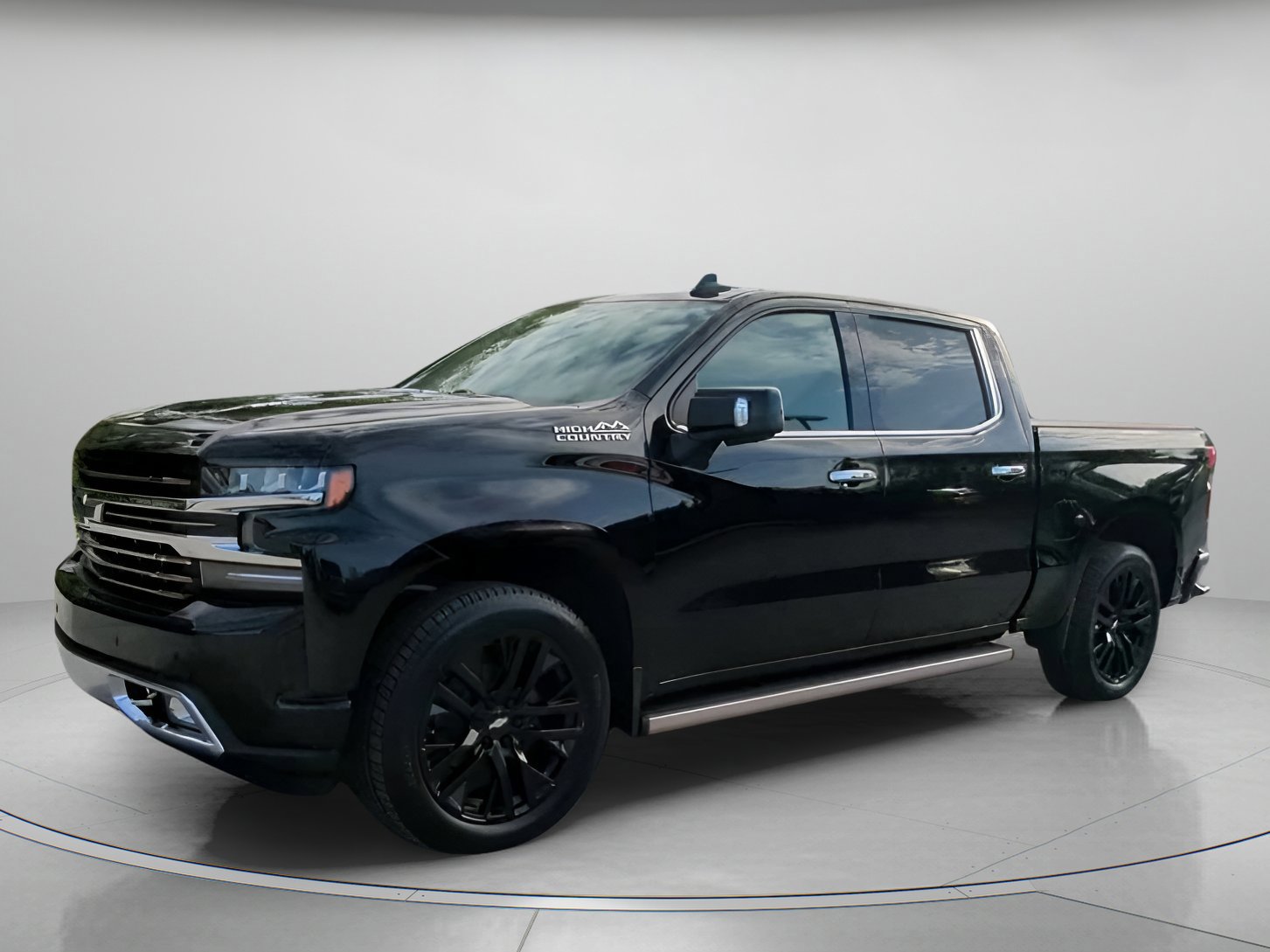 Used 2019 Chevrolet Silverado 1500 High Country w/ Technology Package image 5