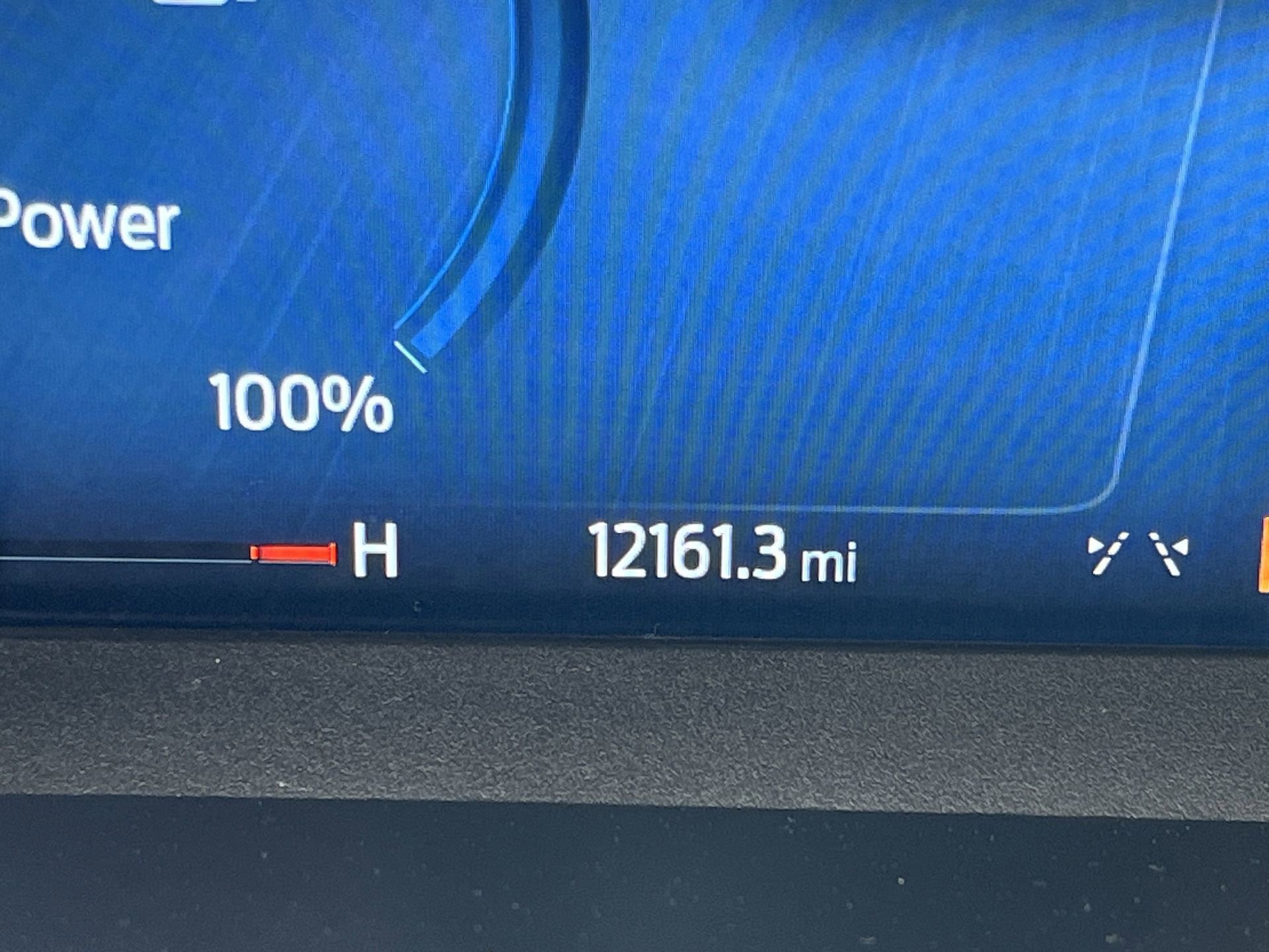 Certified 2025 Ford Escape ST-Line Elite w/ Premium Technology Package image 17