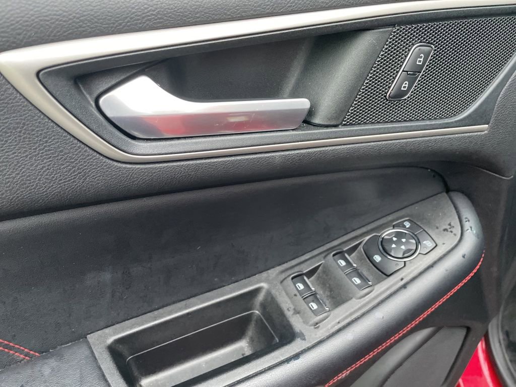 Certified 2022 Ford Edge ST-Line AWD/4WD image 14