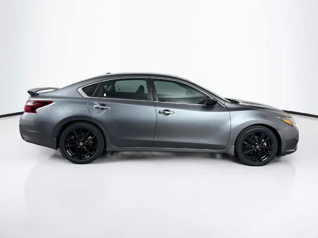 Used 2018 Nissan Altima 2.5 SR w/ SR Midnight Edition FWD image 25