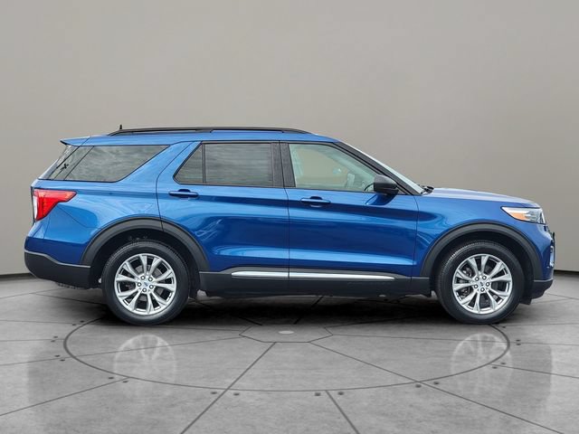 Certified 2023 Ford Explorer XLT w/ Equipment Group 202A AWD/4WD image 13