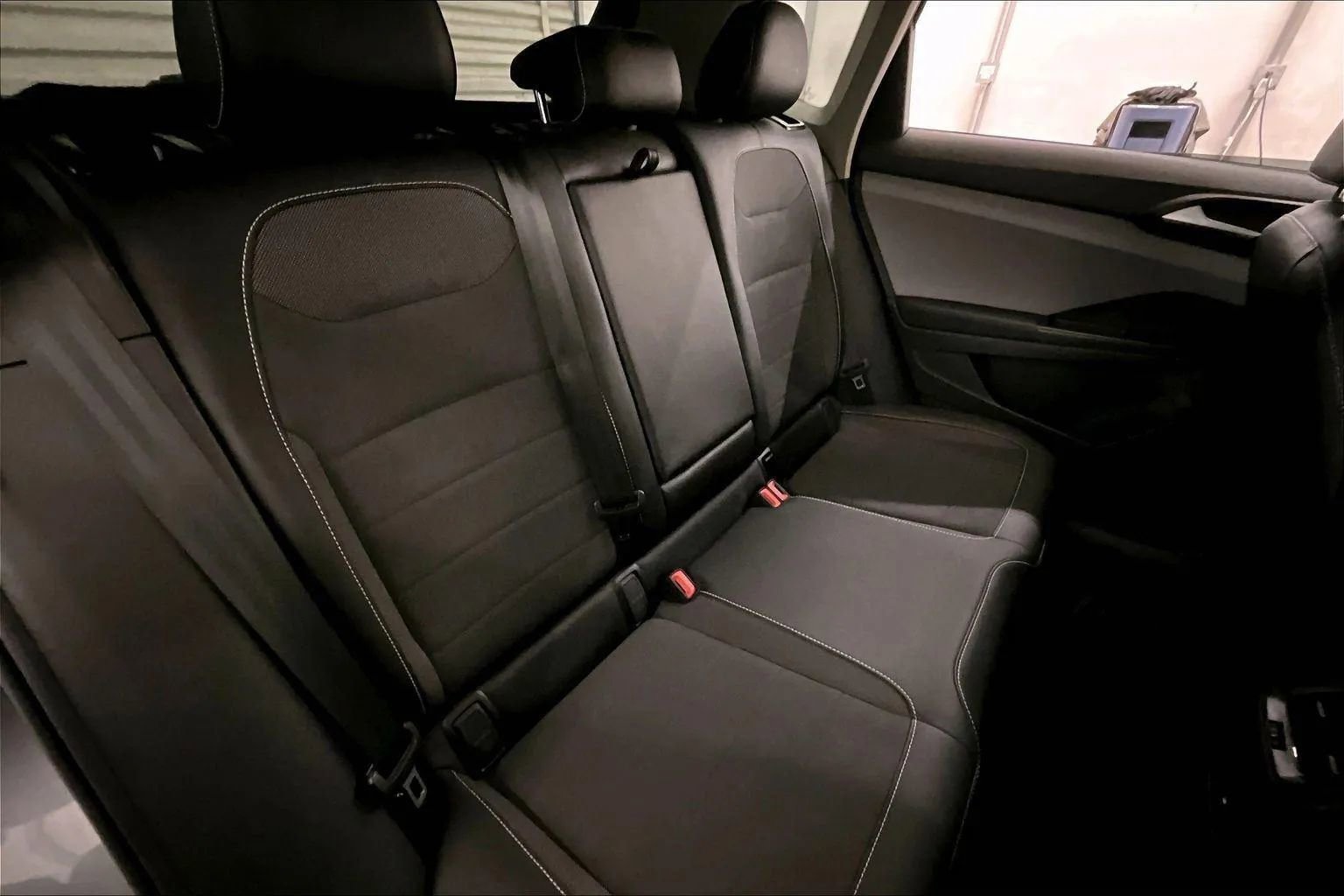 Used 2022 Volkswagen Taos SE image 26