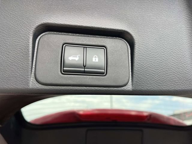 Used 2023 Nissan Rogue SL w/ SL Premium Package AWD/4WD image 16