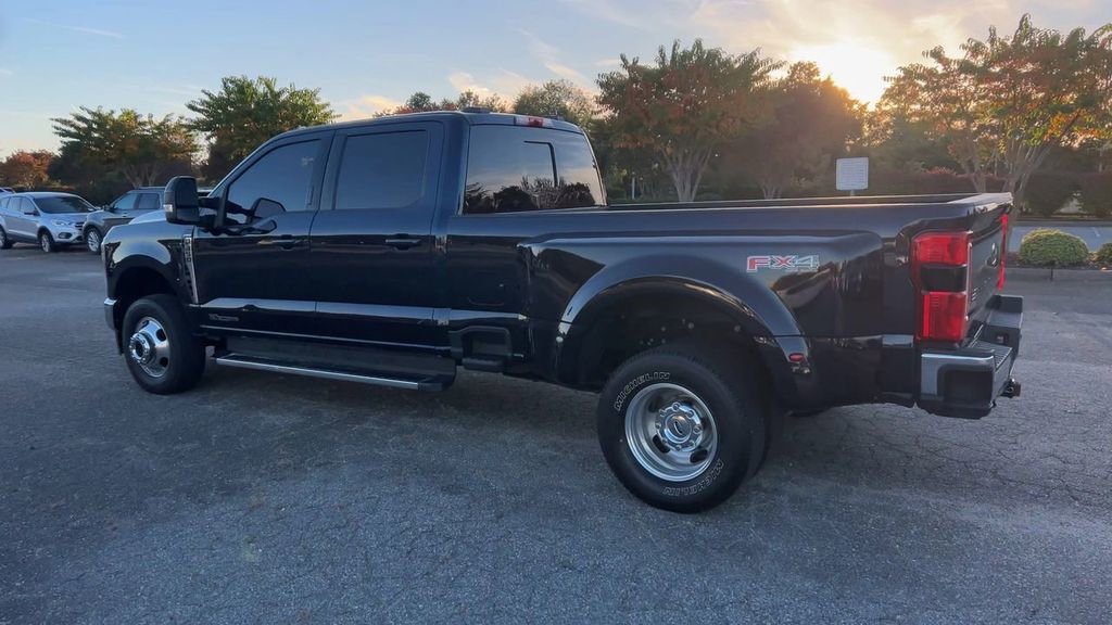 Certified 2023 Ford F350 Lariat image 40