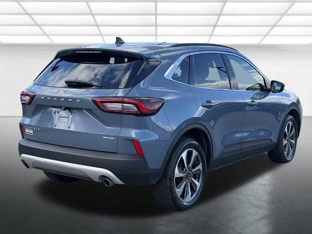 Certified 2025 Ford Escape Platinum AWD/4WD image 12