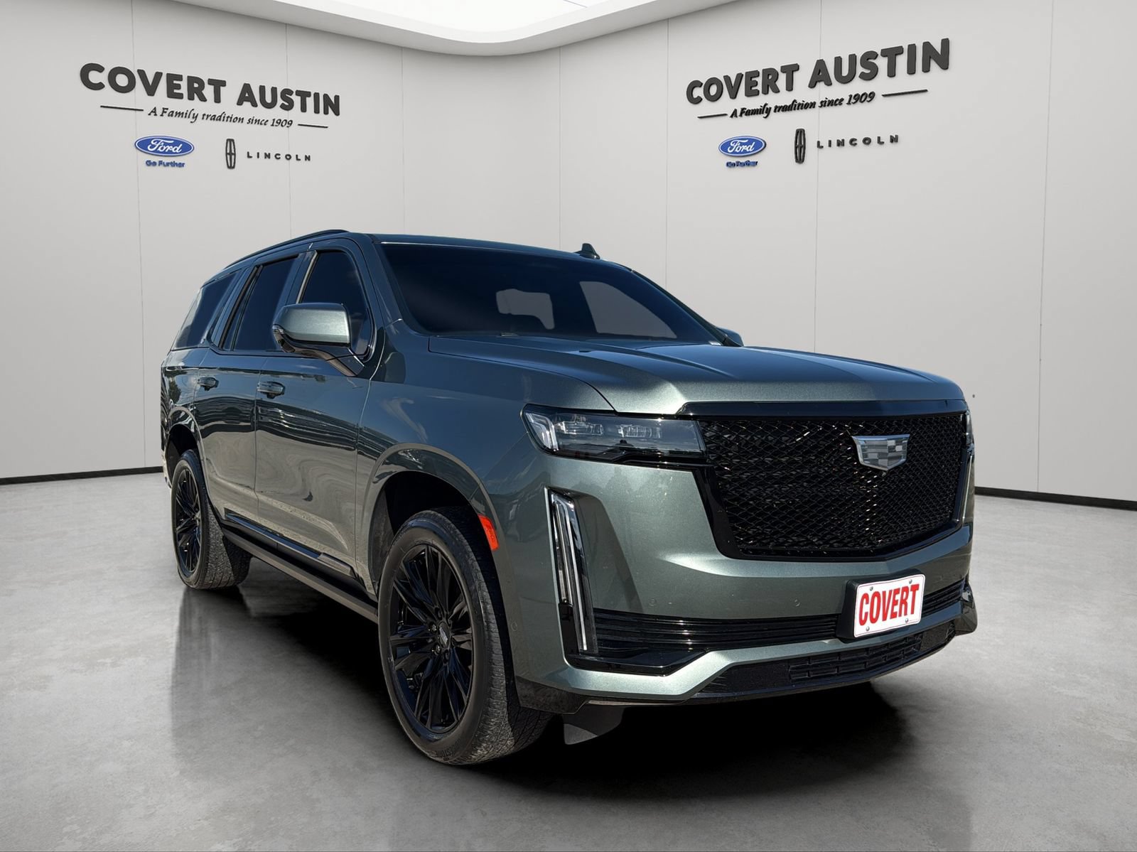 Used 2024 Cadillac Escalade Sport Platinum AWD/4WD image 8