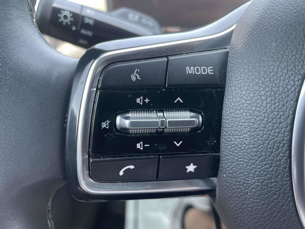 Used 2025 Kia Sorento S w/ Panoramic Sunroof Package FWD image 27