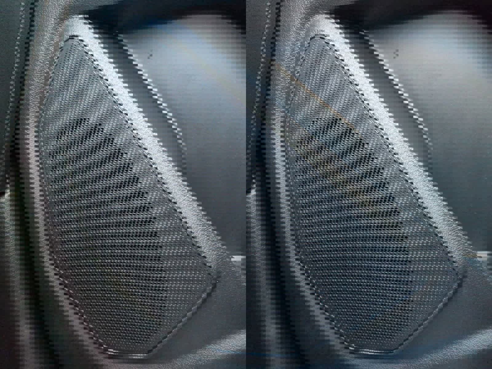 Certified 2022 Ford Explorer XLT w/ Equipment Group 202A image 33