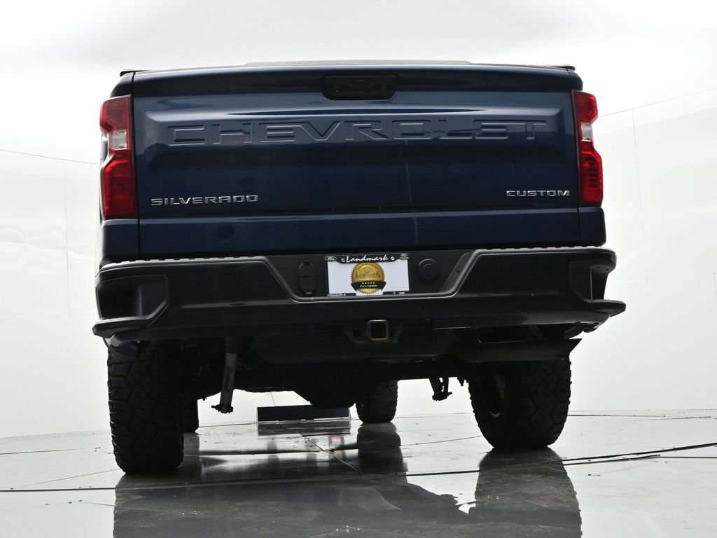 Used 2023 Chevrolet Silverado 1500 Custom Trail Boss AWD/4WD image 27