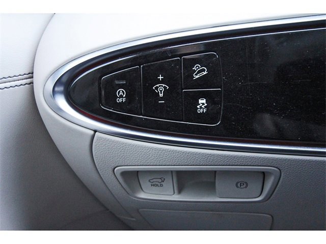 Used 2023 Genesis GV70 2.5T w/ Advanced Package image 21