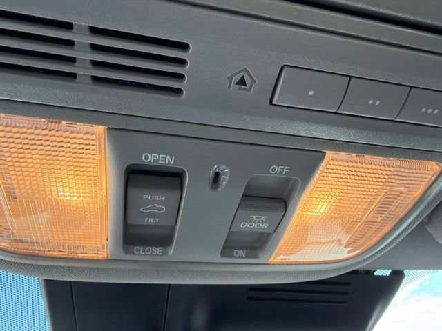Used 2018 Honda CR-V EX-L image 11