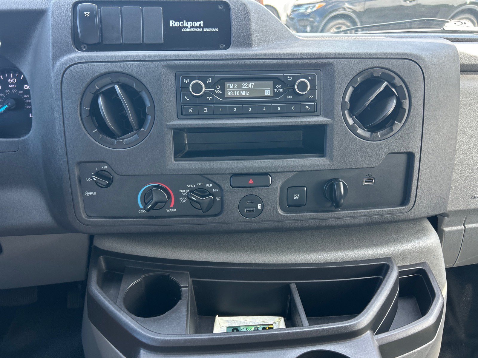 Certified 2021 Ford E-350 and Econoline 350 Super Duty w/ Power Windows & Locks Group RWD image 19