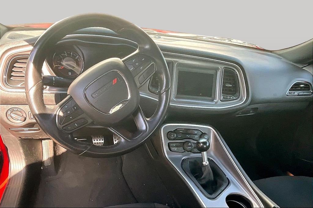 Used 2022 Dodge Challenger R/T w/ Blacktop Package RWD image 5