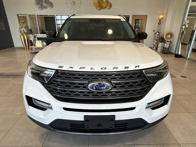 Certified 2022 Ford Explorer XLT w/ Equipment Group 202A AWD/4WD image 8