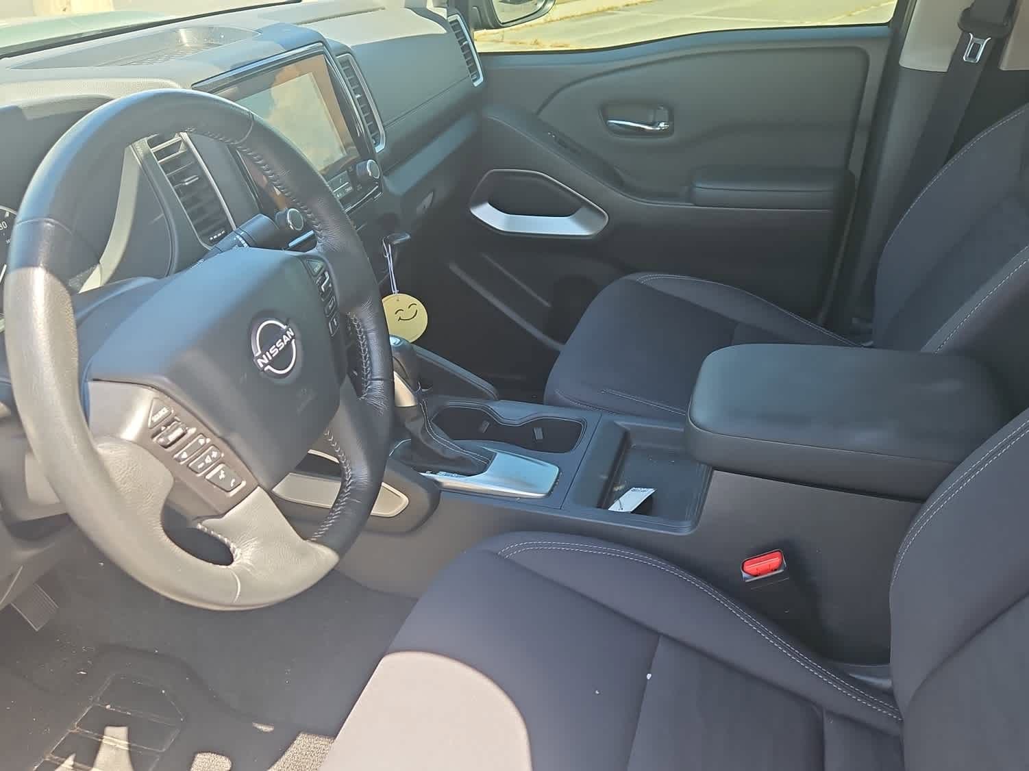 Used 2022 Nissan Frontier SV image 14