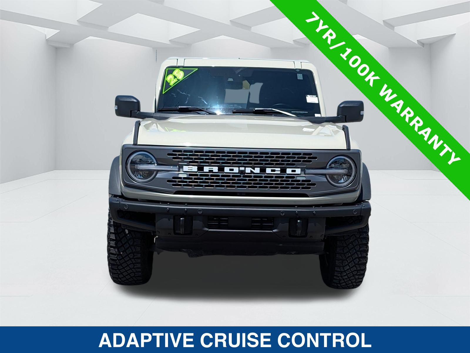 Certified 2025 Ford Bronco Badlands AWD/4WD image 9