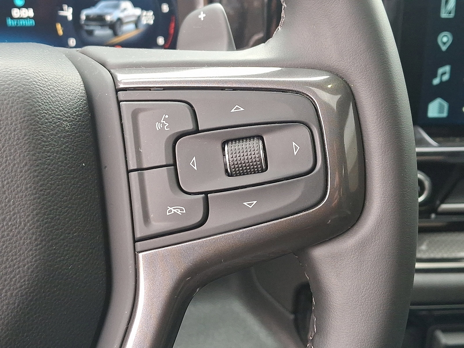 Used 2025 Chevrolet Silverado 1500 ZR2 image 24