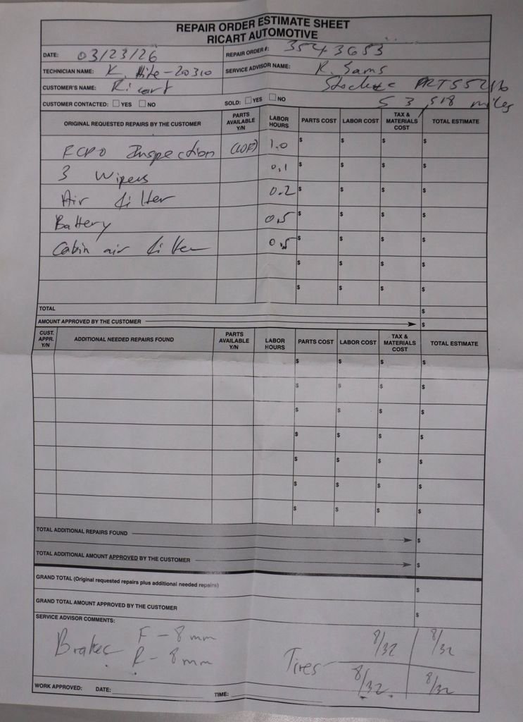 Used 2024 Cadillac XT4 Premium Luxury image 14