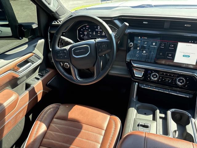 Used 2025 GMC Sierra 3500 Denali Ultimate AWD/4WD image 14