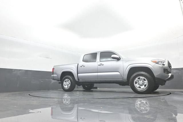 Used 2023 Toyota Tacoma SR AWD/4WD image 37