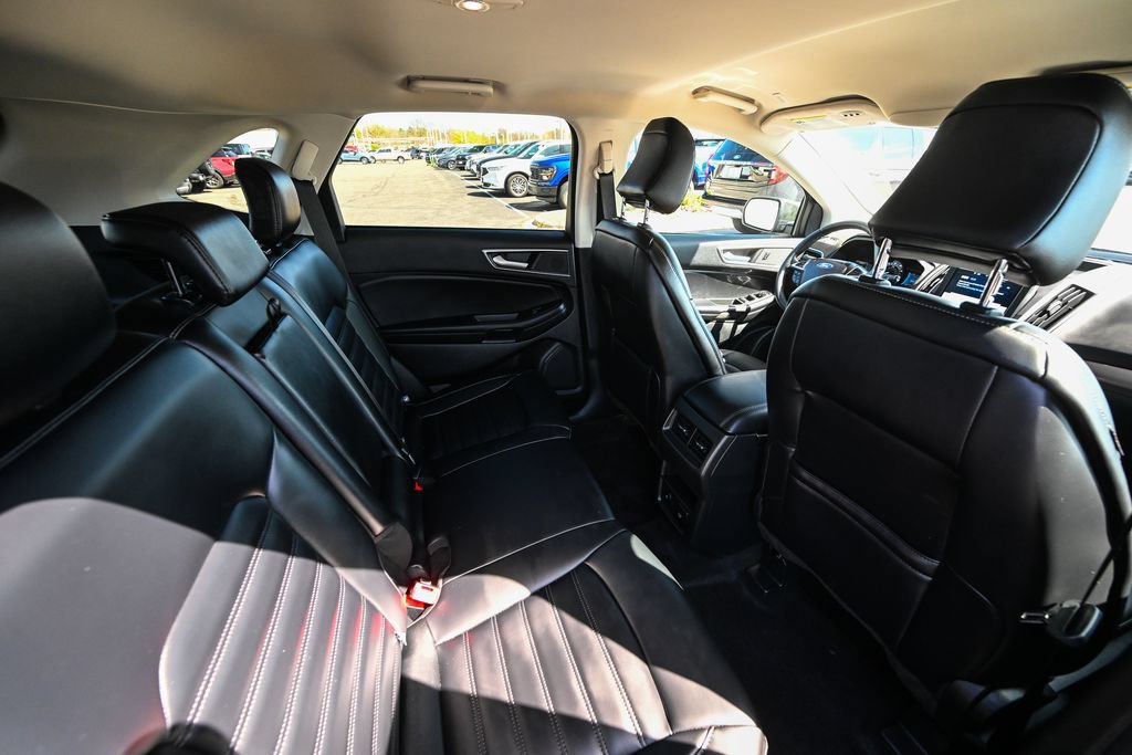 Certified 2024 Ford Edge SEL w/ Convenience Package AWD/4WD image 28