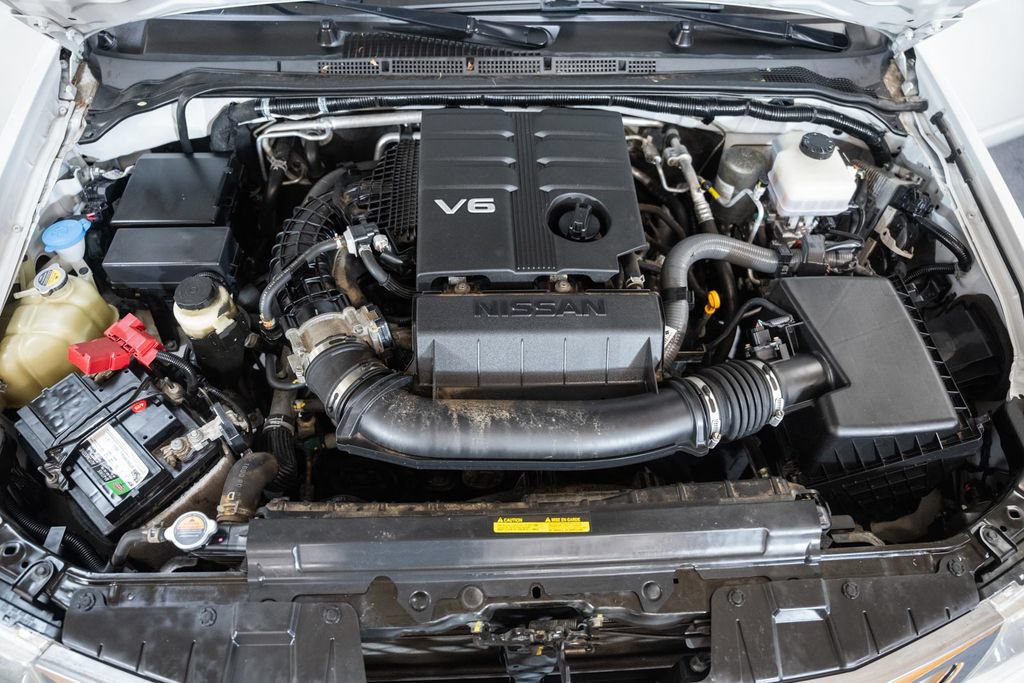 Used 2021 Nissan Frontier SV RWD image 16