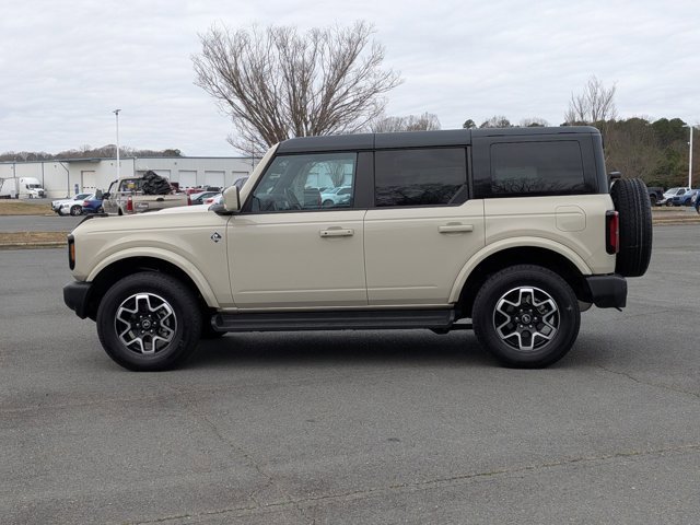 Certified 2025 Ford Bronco Outer Banks image 3