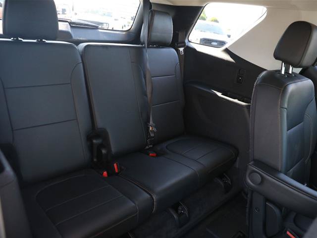 Used 2019 Chevrolet Traverse LT w/ LT Premium Package AWD/4WD image 36