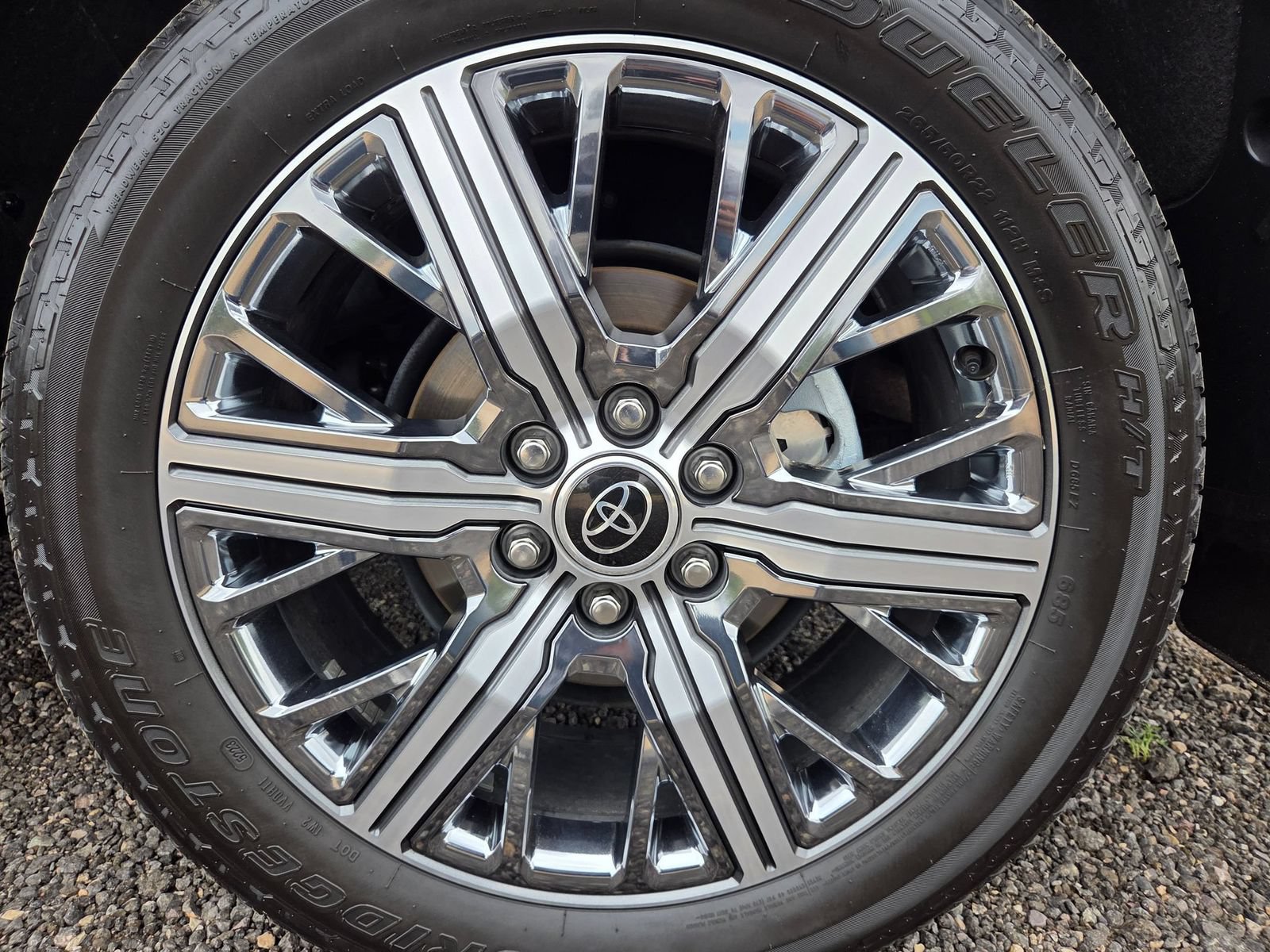 Used 2024 Toyota Sequoia Capstone AWD/4WD image 10