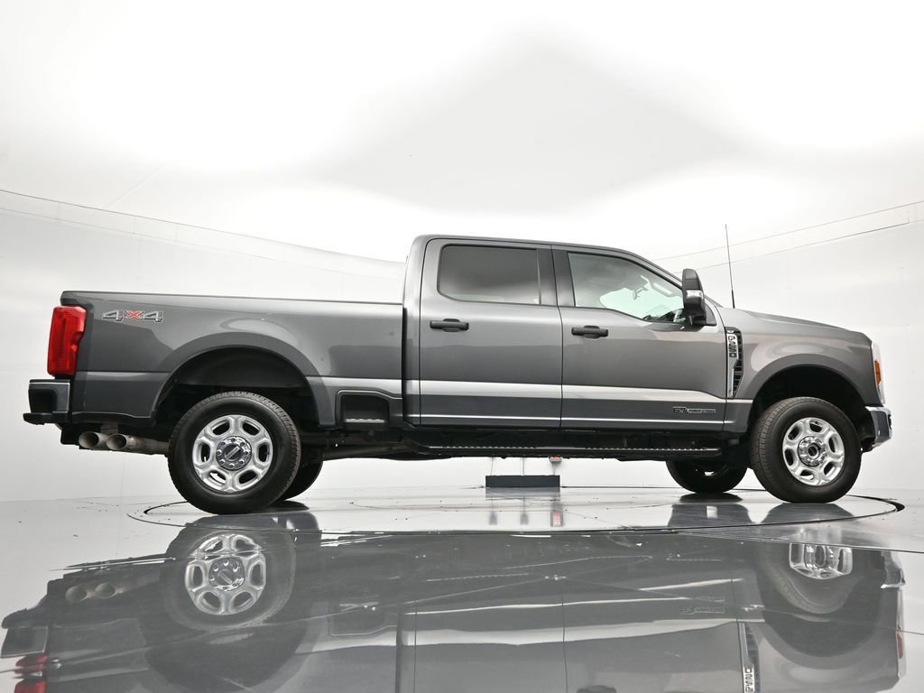 Certified 2025 Ford F250 XLT image 43
