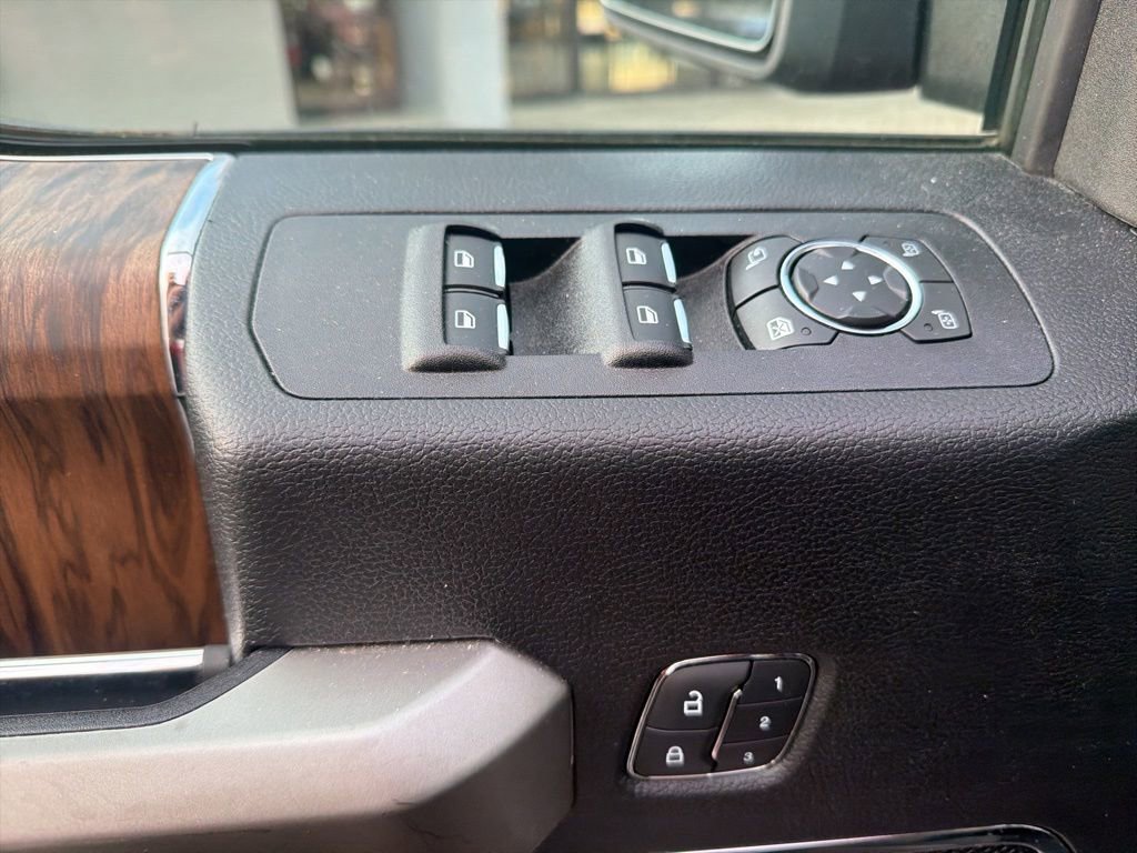 Certified 2019 Ford F150 Lariat w/ Equipment Group 502A Luxury image 17